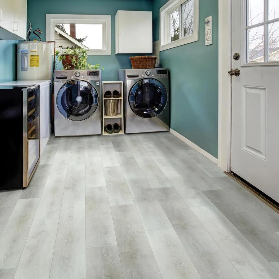 SMARTCORE Pro 7-Piece 7.08-in x 48.03-in Springfield Mix Luxury Vinyl Plank Flooring